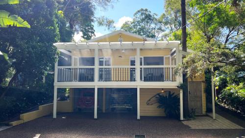 Pearl Beach House | Luxury Pearl Beach House with Private Heated Mineral Pool, Yoga Deck & Fire Pit