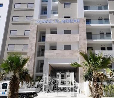 Les Jardins d'El Menzah 1 Apartment | Luxury 2BR Apartment Private Jacuzzi 10mins From Airport