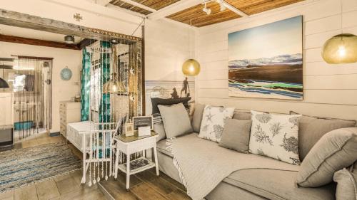 La Mivoie House | The Fisherman’s Cabin – Îlot Fortier – Seafront