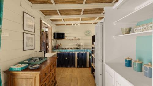 La Mivoie House | The Fisherman’s Cabin – Îlot Fortier – Seafront