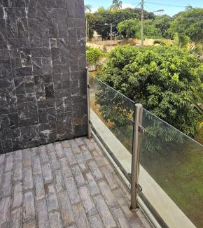 Candos Apartment | Couple Perfect - Lovely New 1-Bedroom Apartment
