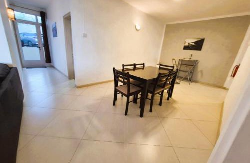 La Mivoie Apartment | Baywatch Apartment