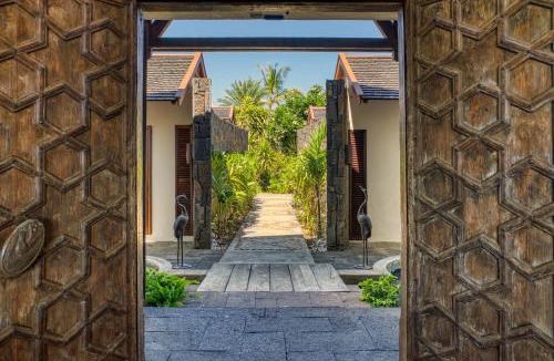 Bain Boeuf Villa | Zebra Moon by muse villas