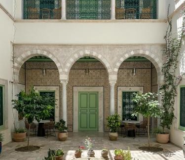 Medina of Tunis Apartment | Dar Ben Turkia