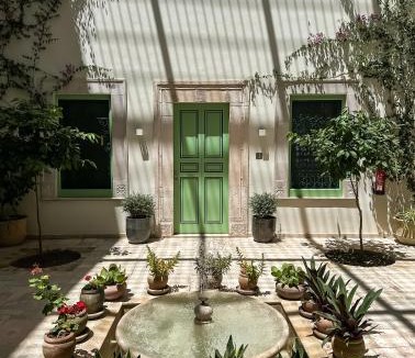 Medina of Tunis Apartment | Dar Ben Turkia