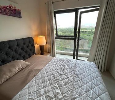 Candos Apartment | La Marquise sky two rooms apartment