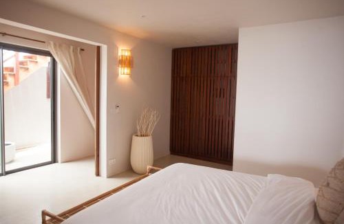 Blue Bay House | Chantauvent Guest House