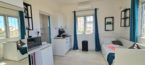 Albion Apartment | Studio 21-Abiki Mauritius with Tourism Authority permit