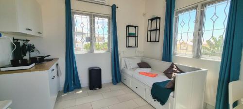 Albion Apartment | Studio 21-Abiki Mauritius with Tourism Authority permit