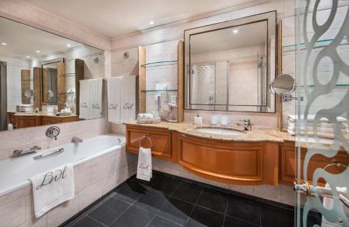 Les Salines Hotel | Labourdonnais Waterfront Hotel