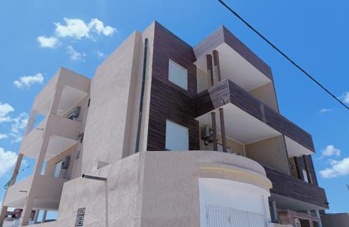 Hammam Al Agzaz Apartment | Family Yahia