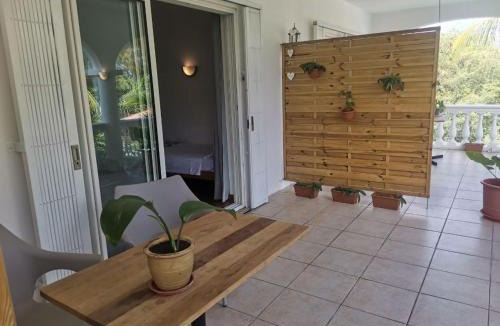 La Preneuse House | Artists house