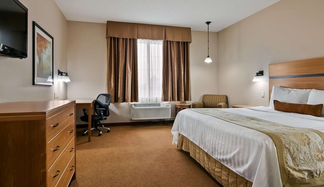 Best Western Plus Chateau Inn Sylvan Lake in Sylvan Lake