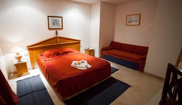 Hotel Phebus