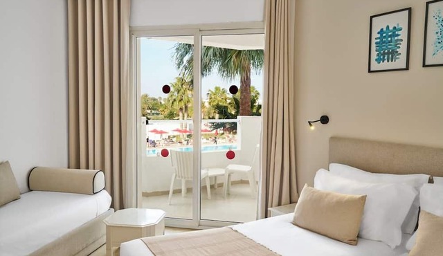 Houda Yasmine Marina & SPA