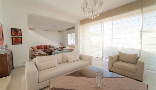 Villa Oasis Chotrana | Green Calm Retreat