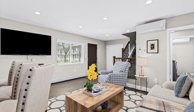 Exquisite Apt near Beaumont in Royal Oak