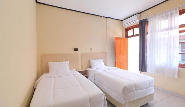 Oak legian Beachwalk - Near Kuta Legian Beach in Badung