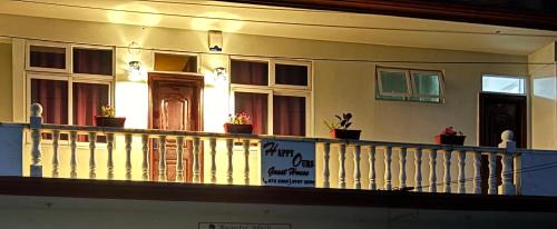 Happy Ours Guesthouse